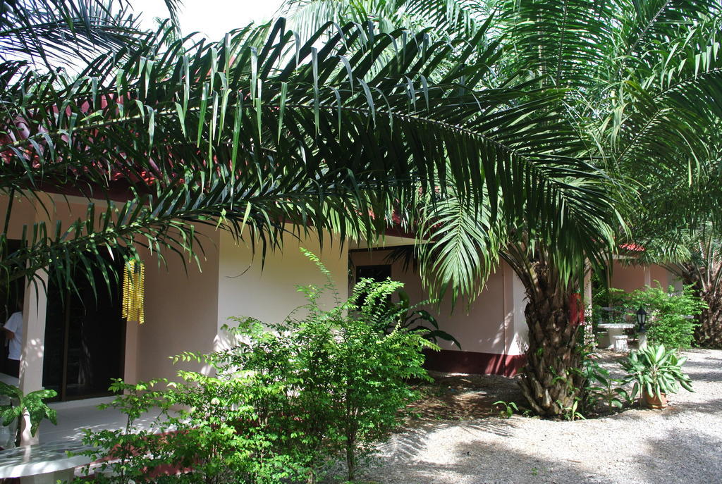 Bantatuk Resort & Restaurant Ban Tha Khun Luaran gambar
