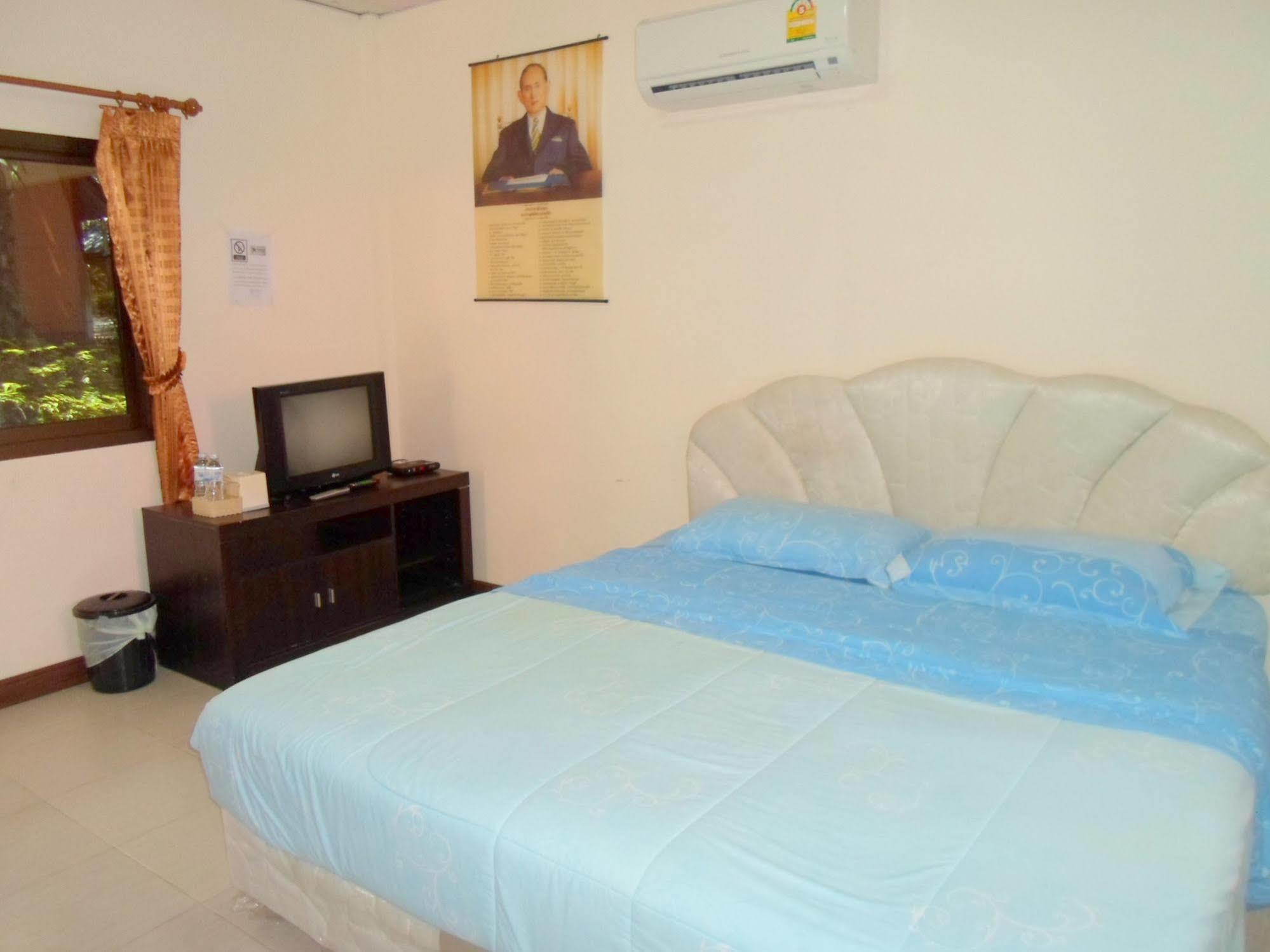 Bantatuk Resort & Restaurant Ban Tha Khun Luaran gambar