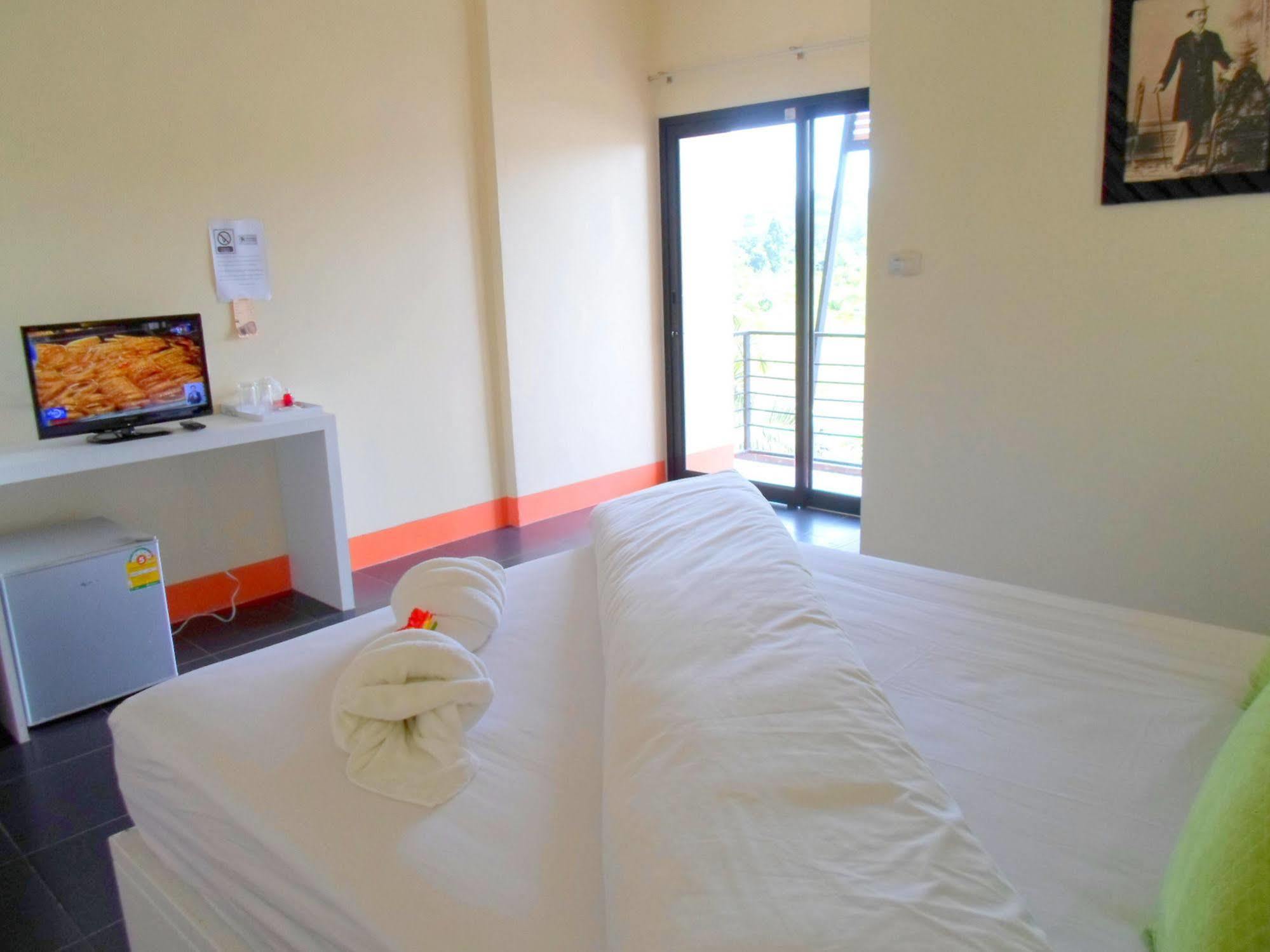 Bantatuk Resort & Restaurant Ban Tha Khun Luaran gambar