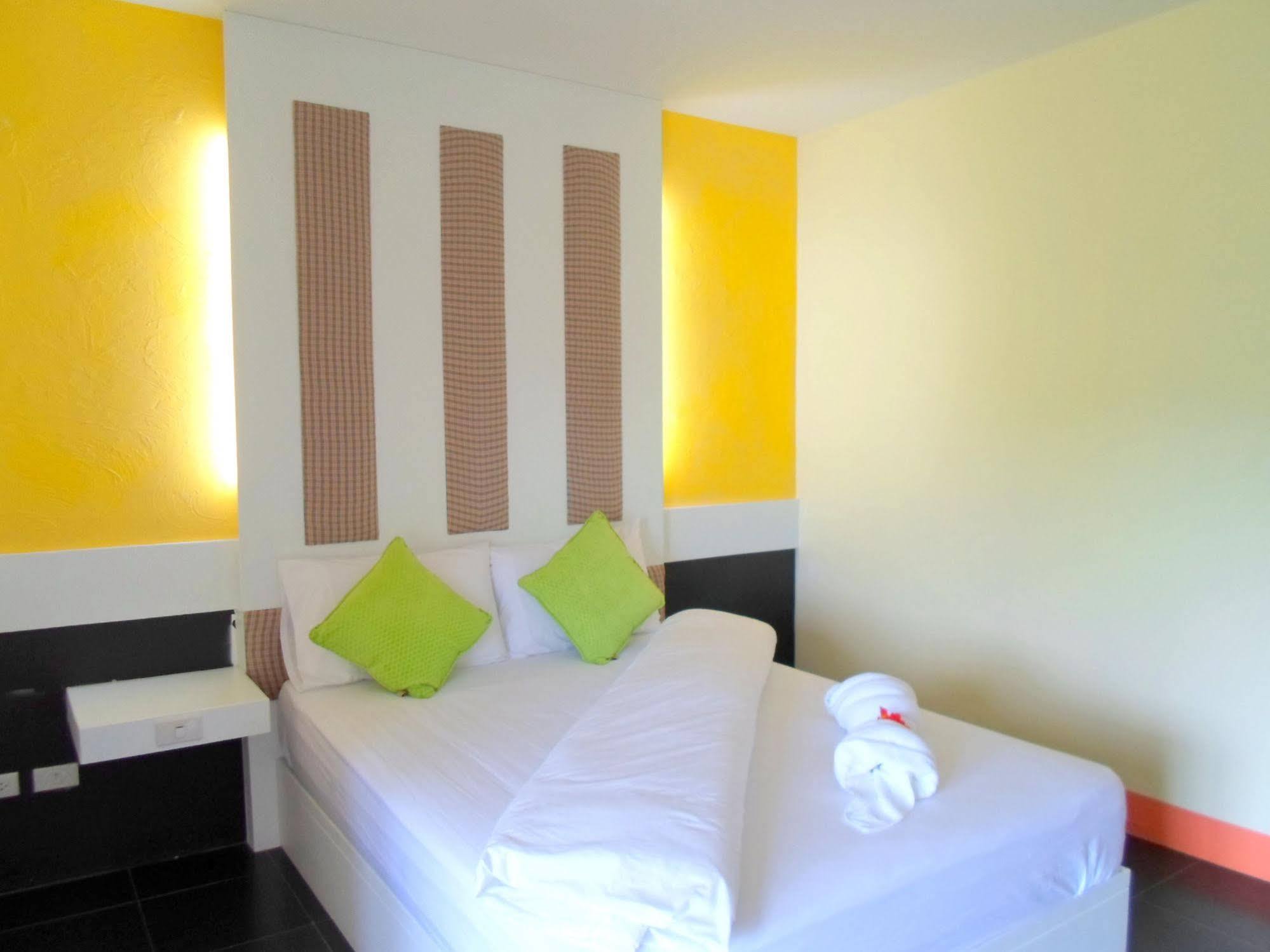 Bantatuk Resort & Restaurant Ban Tha Khun Luaran gambar