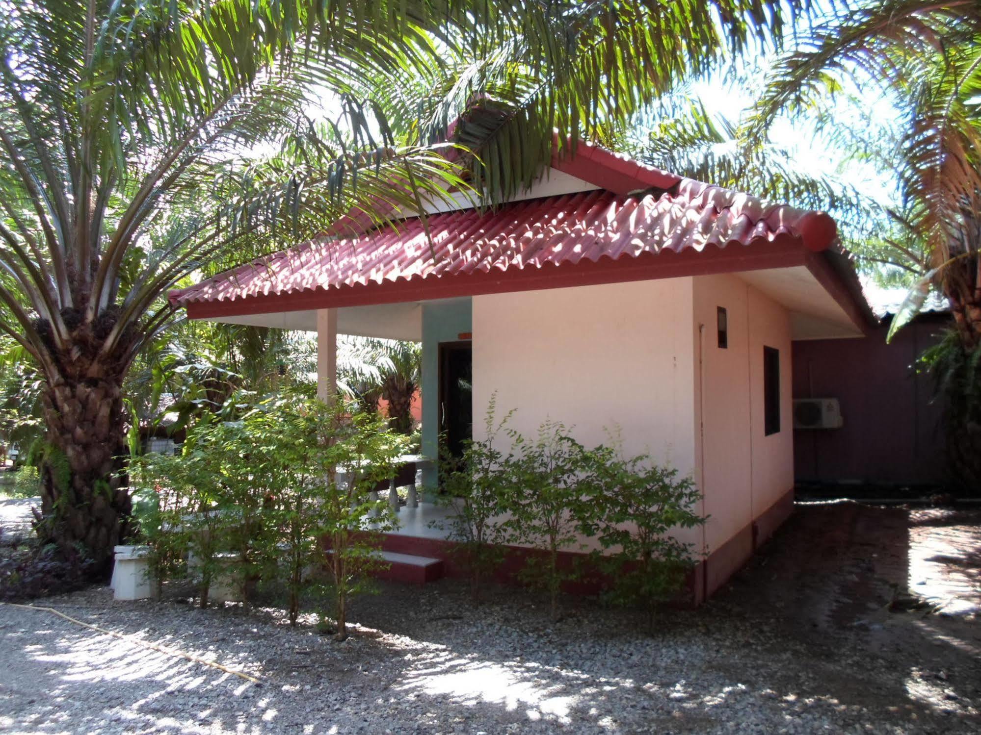 Bantatuk Resort & Restaurant Ban Tha Khun Luaran gambar